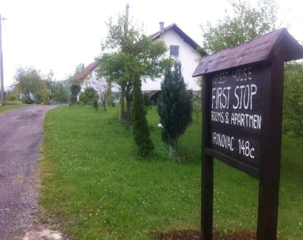 Guest House First Stop Rakovica Exterior foto