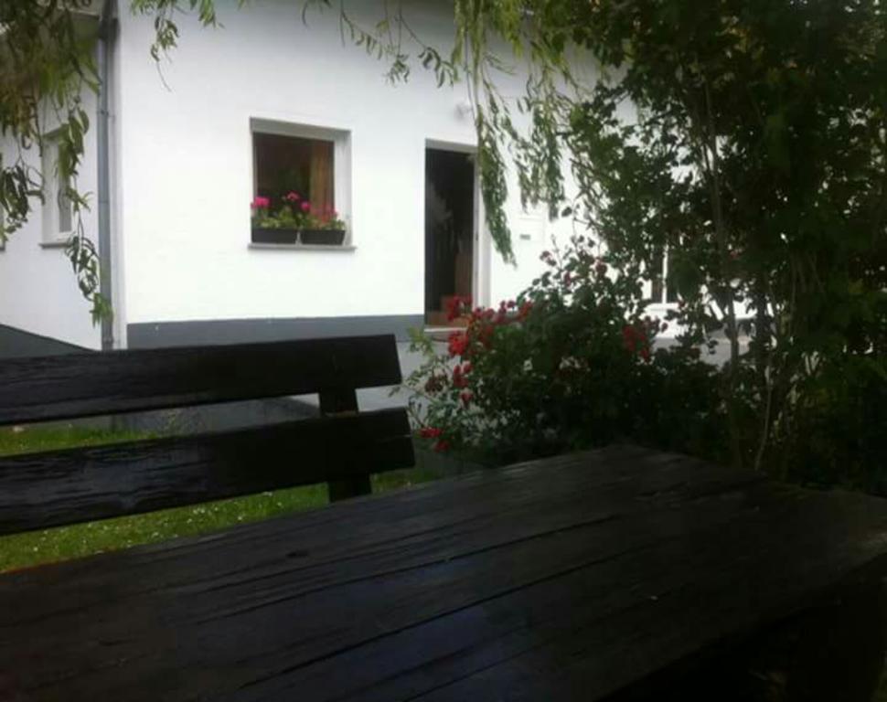 Guest House First Stop Rakovica Exterior foto