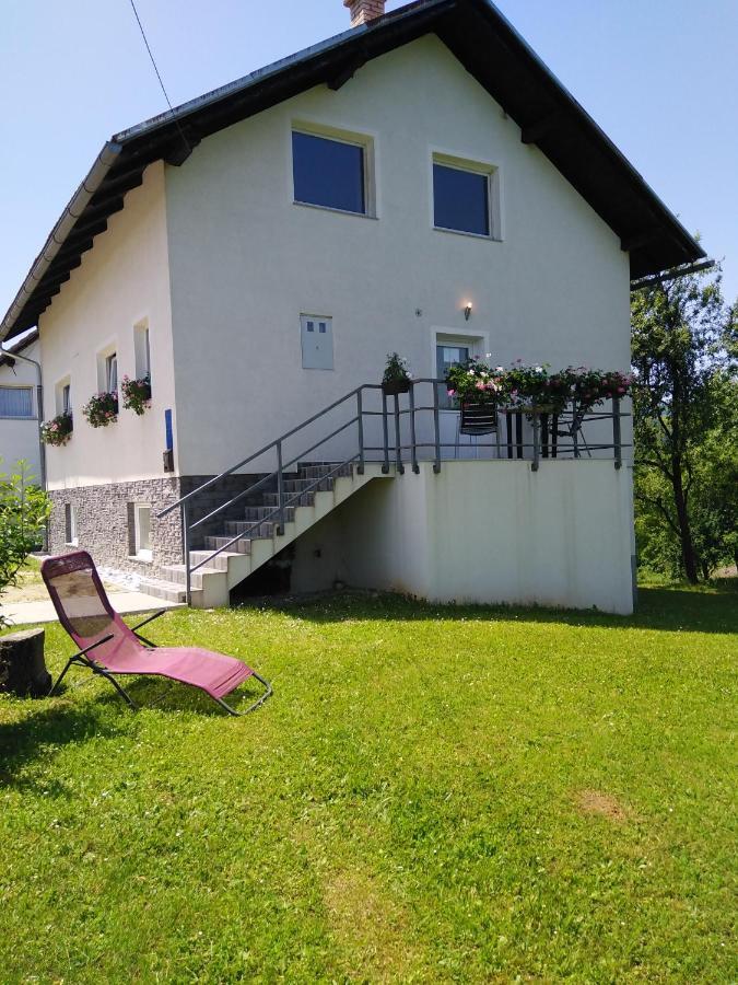 Guest House First Stop Rakovica Exterior foto